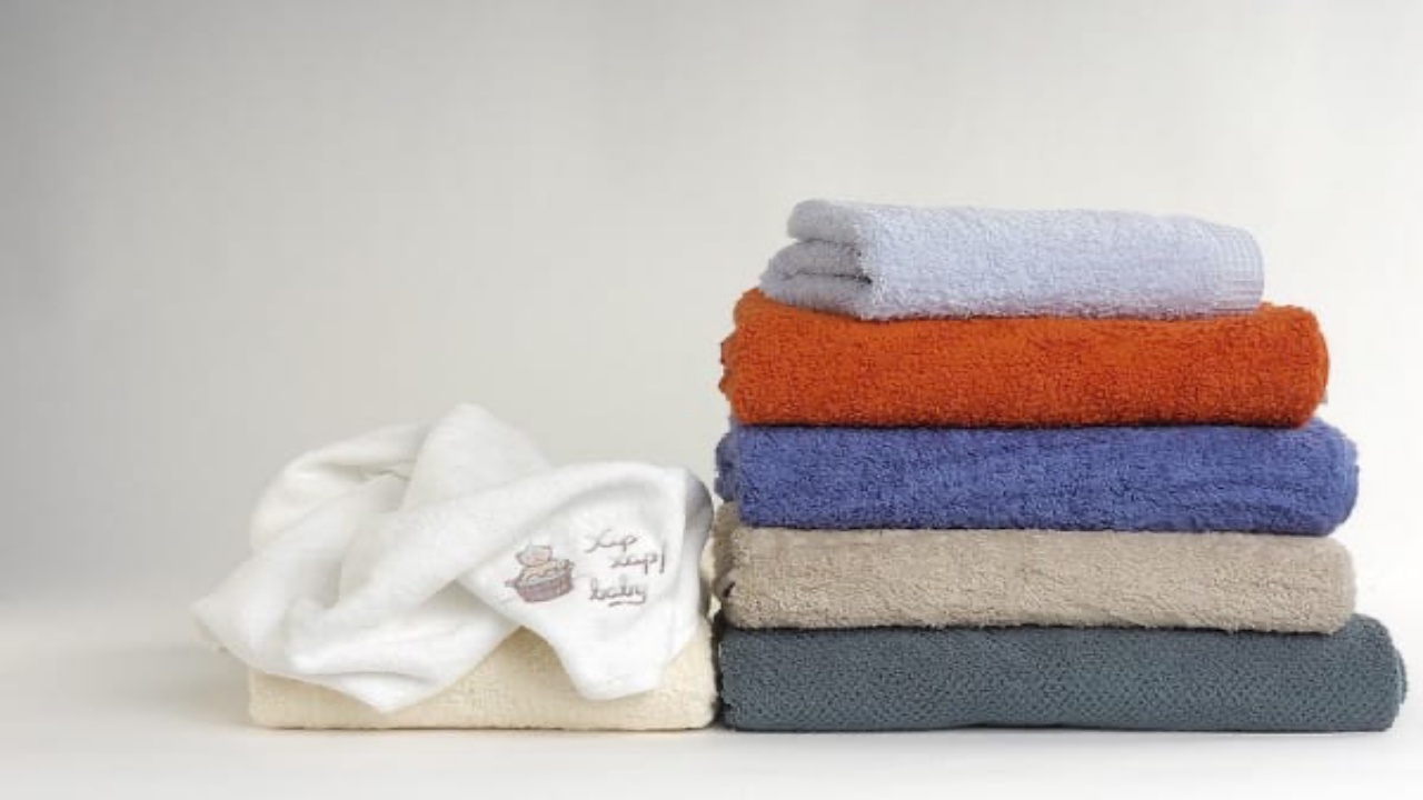 4 oggetti asciugamani